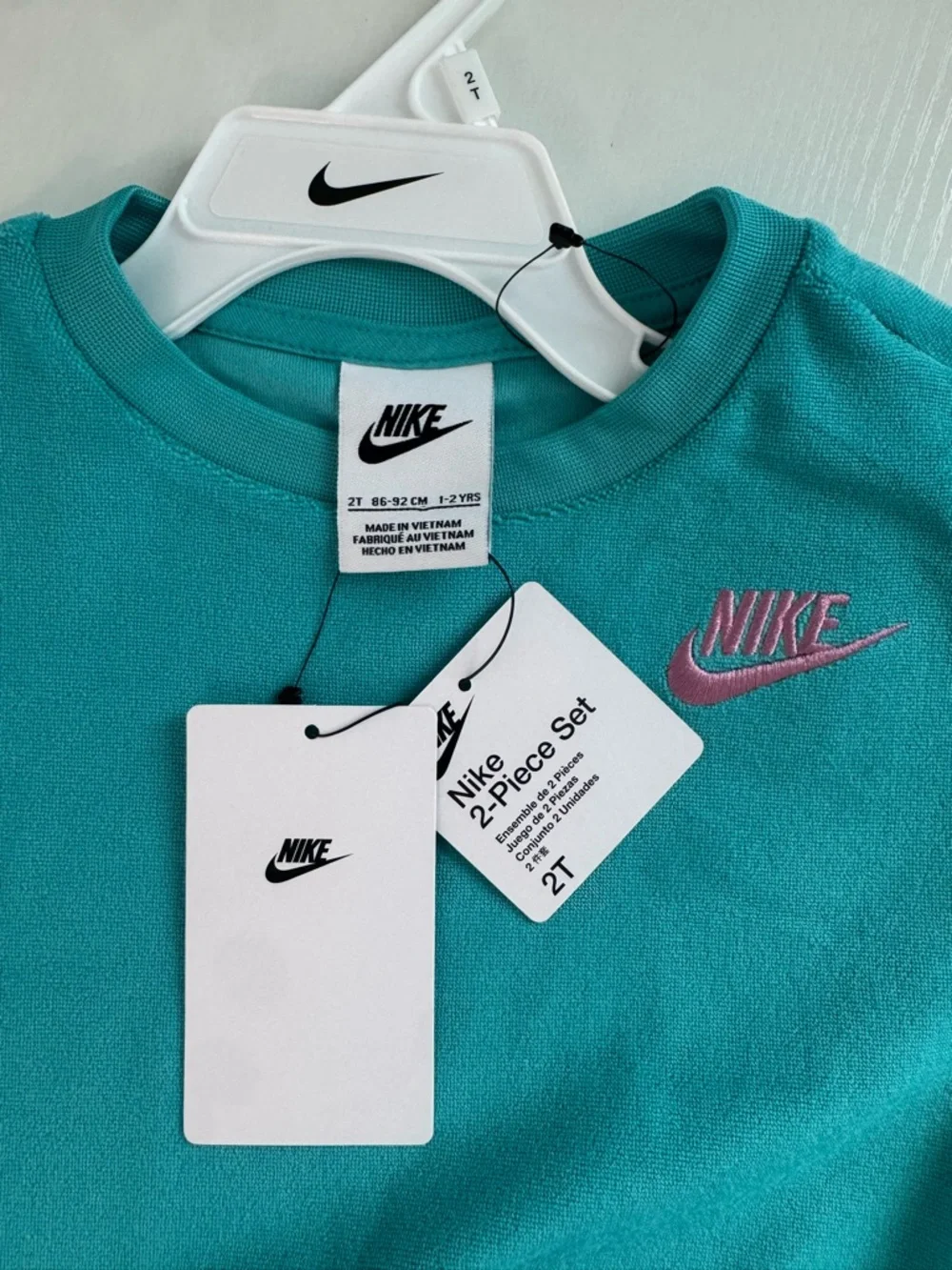 Nike Toddler 2T 2-Piece Set Dusty Cactus Shirt Shorts Pink Logo NWT - Picture 4 of 5